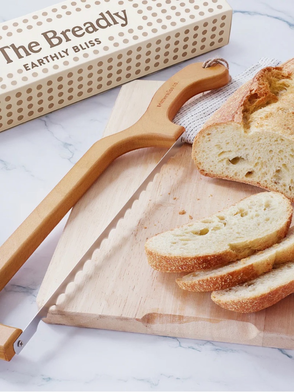 EARTHY BLISS Breadly Bread Bow Knife Wooden Handle Serrated Bread Knife.  NIB.